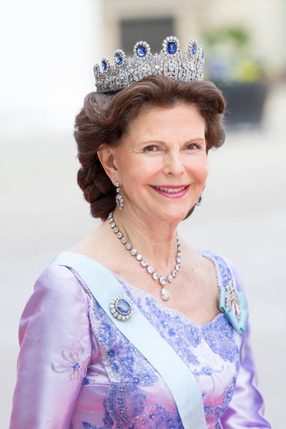 Queen Silvia of Sweden arrives for the wedding of her son, Prince Carl Philip, and Sofia Hellqvist at the Royal Palace in Stockholm on June 13, 2015 (Patrick van Katwijk/DPA Picture Alliance/Alamy)