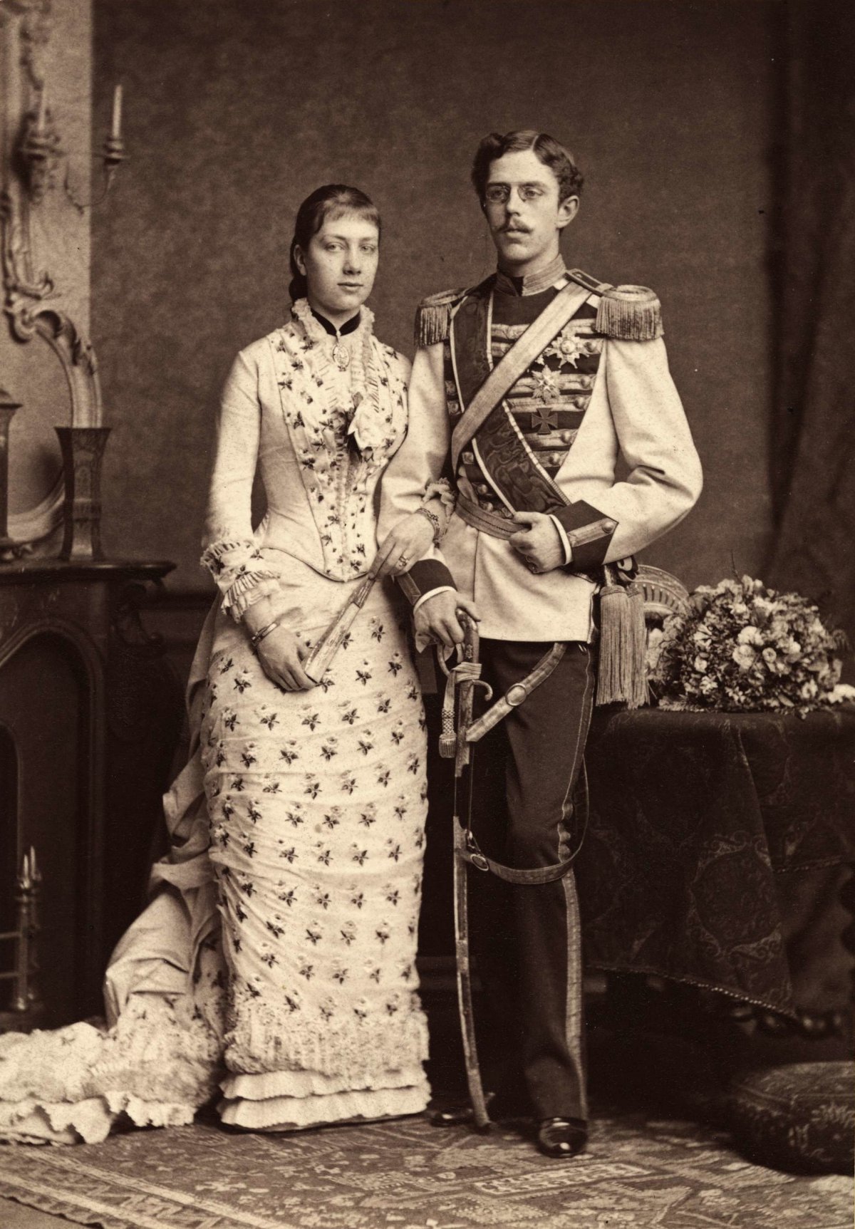 Engagement portrait of Crown Prince Gustaf of Sweden and Princess Victoria of Baden, 1881 (Wikimedia Commons)