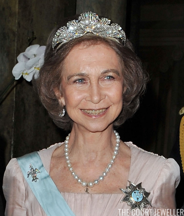Queen Sofia wears the tiara at the Swedish royal wedding, 2010 (Pascal Le Segretain/Getty Images)