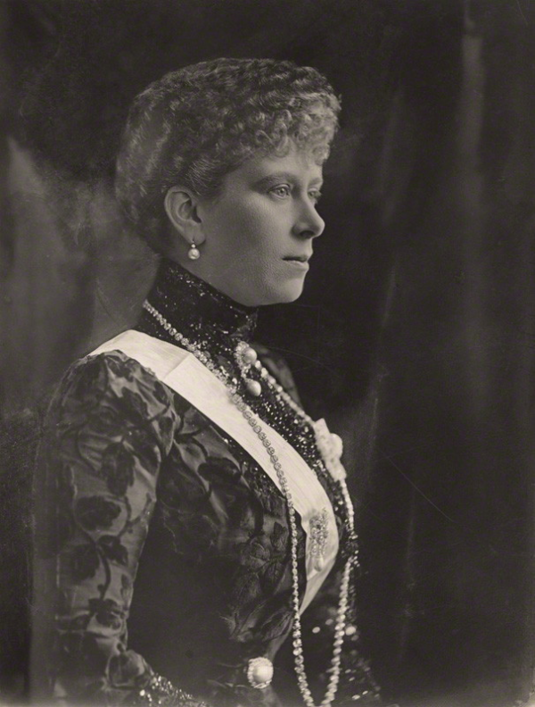 Queen Mary wears the brooch on her order sash for a portrait taken in Melbourne, May 1901