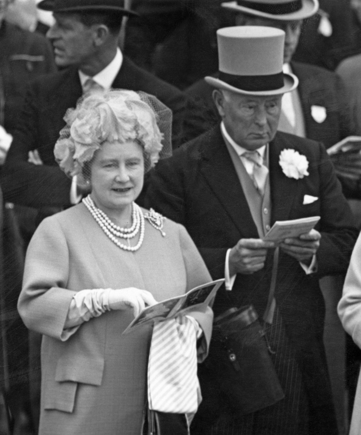 The Queen Mother and the Duke of Norfolk watch the Epsom Derby, May 1963 (Fox Photos/Hulton Archive/Getty Images)