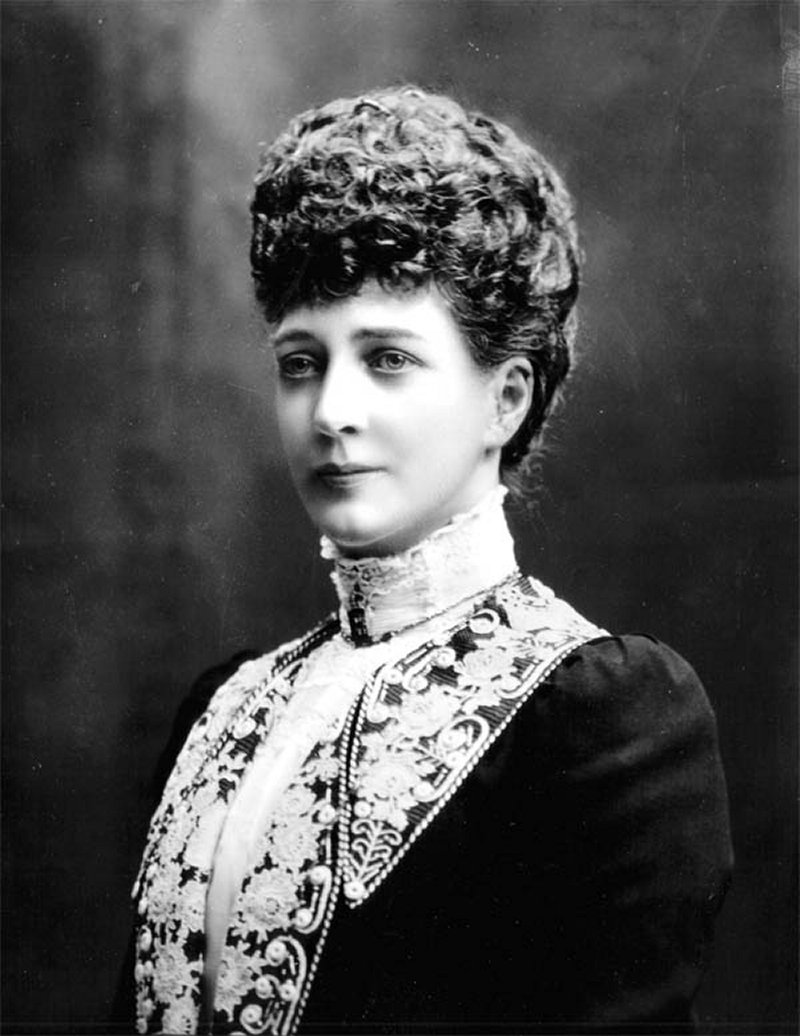 Queen Alexandra, photographed at Sandringham in November 1902 (Wikimedia Commons)