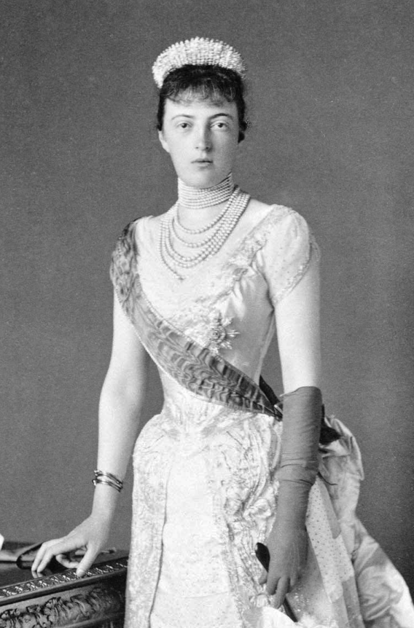 Grand Duchess Anastasia Mikhailovna, Grand Duchess of Mecklenburg-Schwerin, ca. 1889 (Wikimedia Commons)