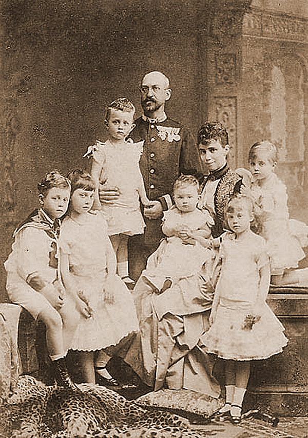 The Duke and Duchess of Cumberland ca. 1888 with their children: (L-R) Prince George William, Princess Marie Louise, Prince Christian, Prince Ernst August, Princess Alexandra, and Princess Olga (Wikimedia Commons)
