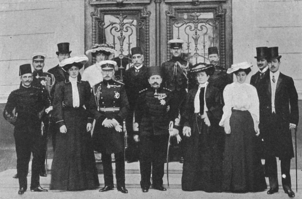 The Connaughts with the Khedive of Egypt and Prince Gustaf Adolf, as well as other officials, in Cairo, 1905