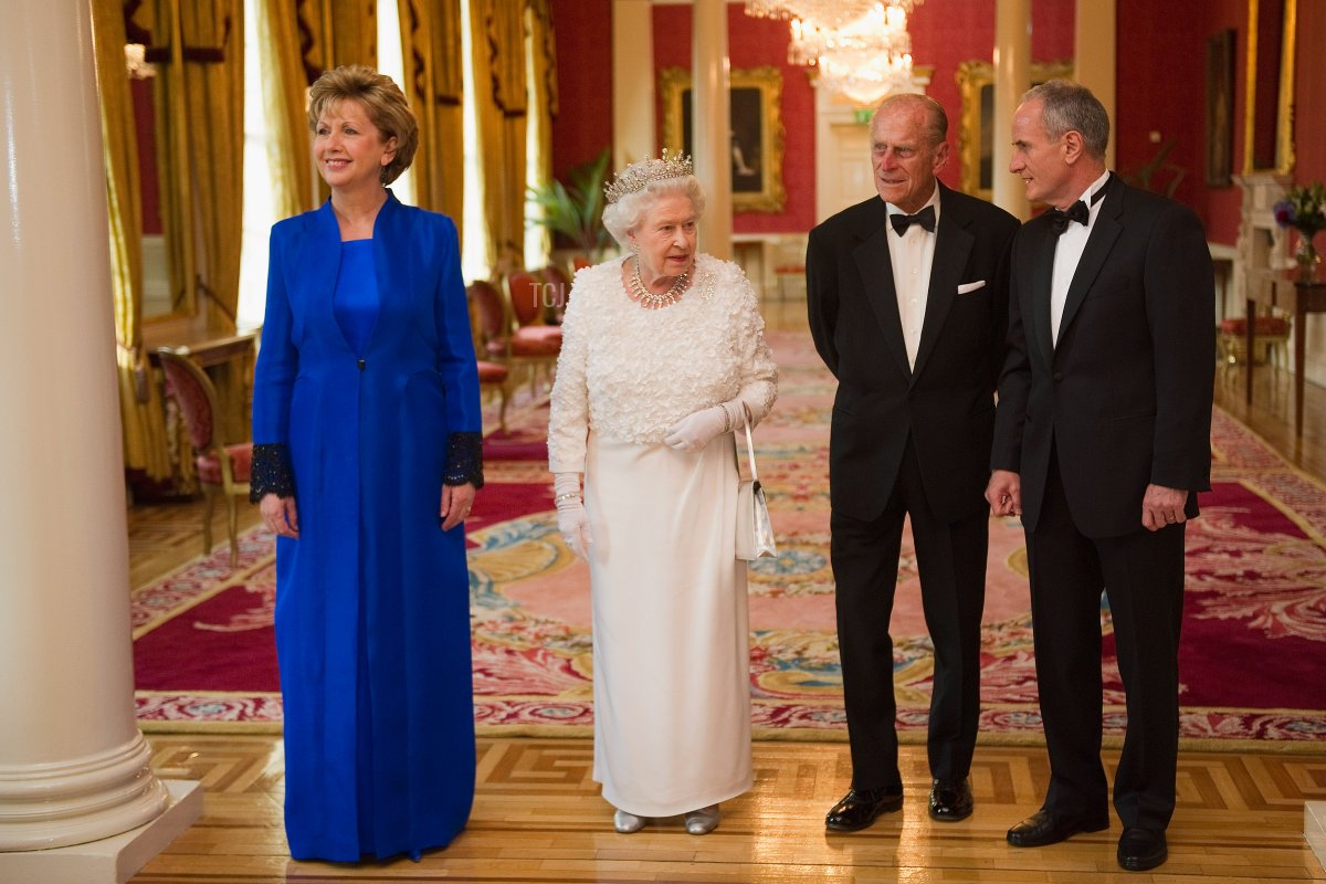 Queen Elizabeth II (2nd L) and Prince Philip, the Duke of Edinburgh (2nd R) attend the State Banquet in Dublin Castle hosted by the Irish President Mary McAleese (L) and her husband Martin McAleese on the second day of her State Visit, at Dublin Castle, on May 18, 2011 in Dublin, Ireland