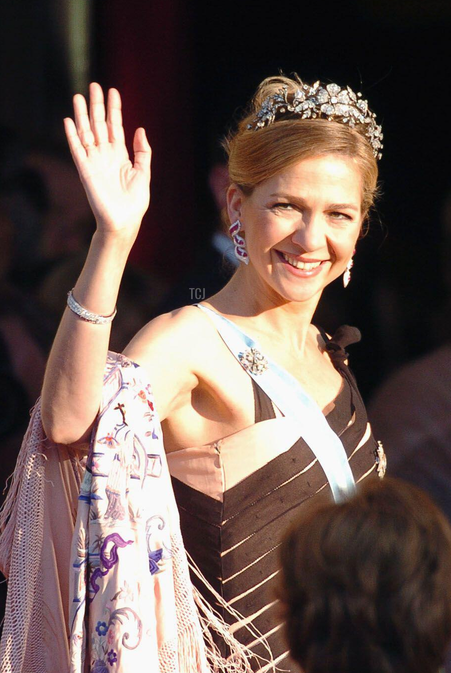 Infante Cristina of Spain arrives at Gala performance in the Royal Theatre of Copenhagen on May 13, 2004
