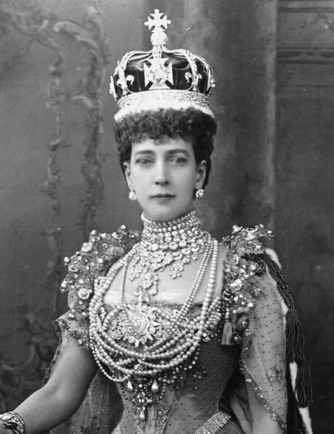 Alexandra of Denmark, queen of the United Kingdom, 1902