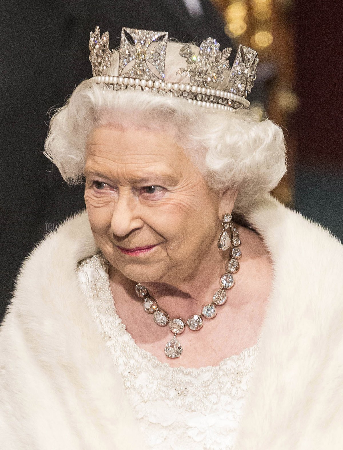 Queen Elizabeth II leaves the Palace of Westminster following her speech to Parliament during the State Opening of Parliament in the House of Lords, at the Palace of Westminster on May 27, 2015 in London