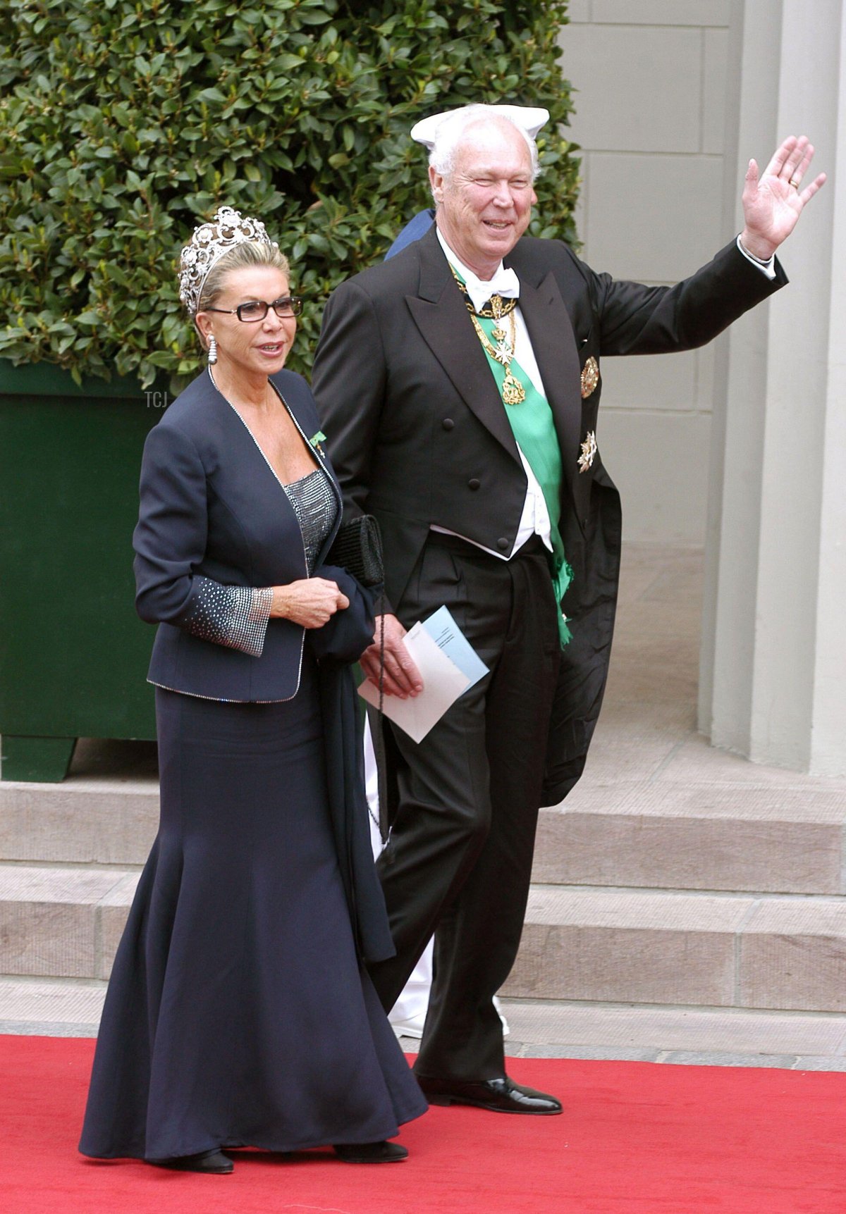 Victor Emmanuel of Savoy and wife Marina Doria arrive at the cathedral of Copenhagen for the wedding of Crown Prince Frederik of Denmark and Mary Elisabeth Donaldson on May 14, 2004