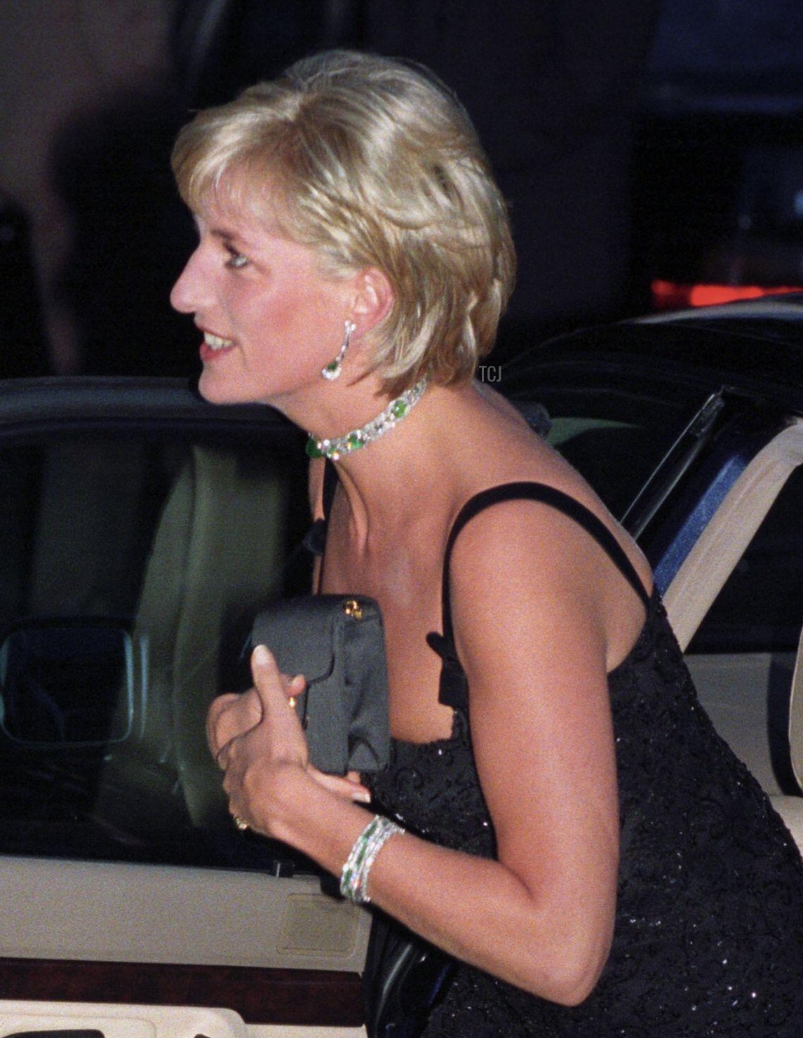 Princess Diana arrives at the Tate Gallery for the Centenary Gala Dinner, 1 Jul 1997