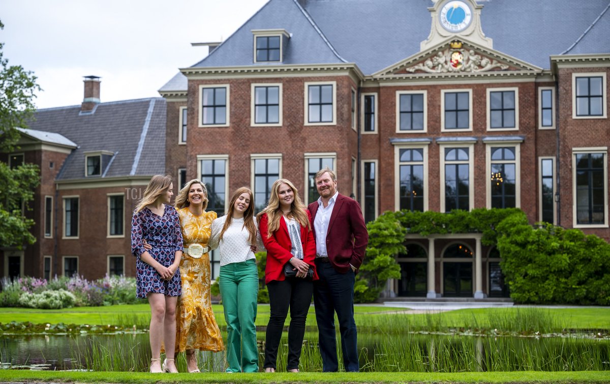 Princess Ariane of the Netherlands, Queen Maxima of the Netherlands, Princess Alexia of the Netherlands, King Willem-Alexander of the Netherlands and Princess Amalia of the Netherlands pose during the summer photo session at Huis ten Bosch Palace in The Hague, on July 16, 2021