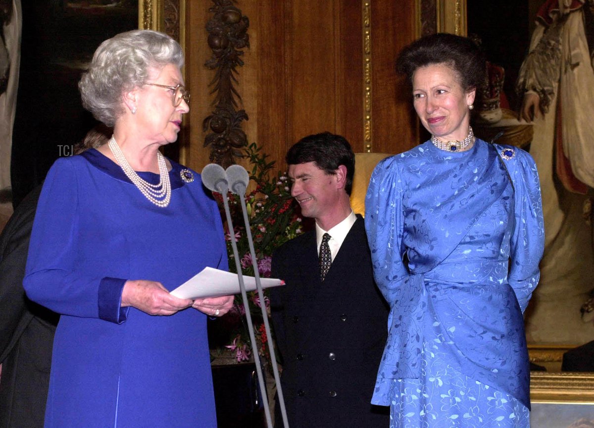 The Queen addresses a party at Windsor Castle, held in honour of The Princess Royal's 50th birthday and attended by guests from charities and organisations for which the Princess is patron, November 2000
