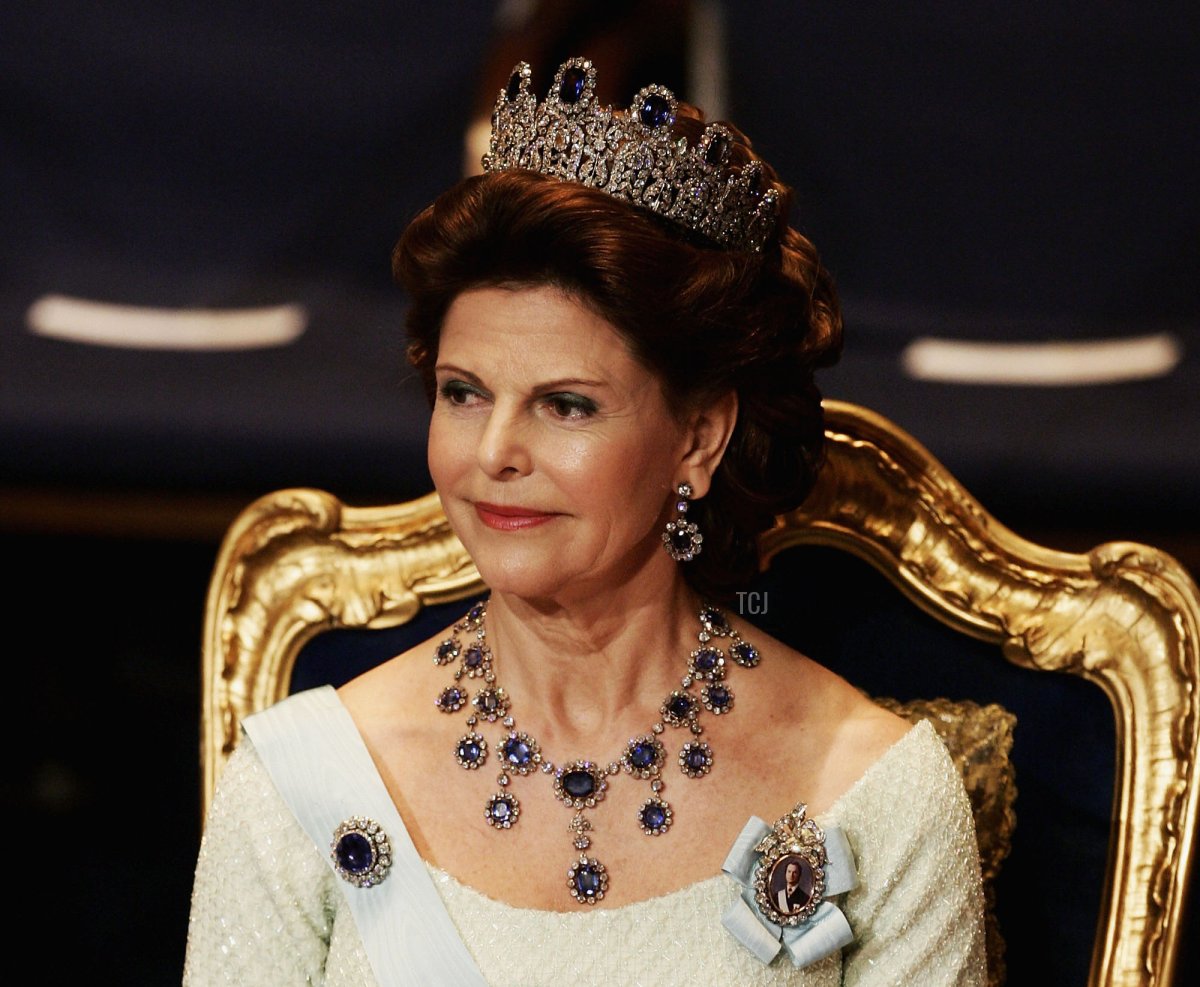 Queen Silvia of Sweden attends the awarding ceremony of the Nobel Prizes at City Hall December 10, 2004 in Stockholm, Sweden