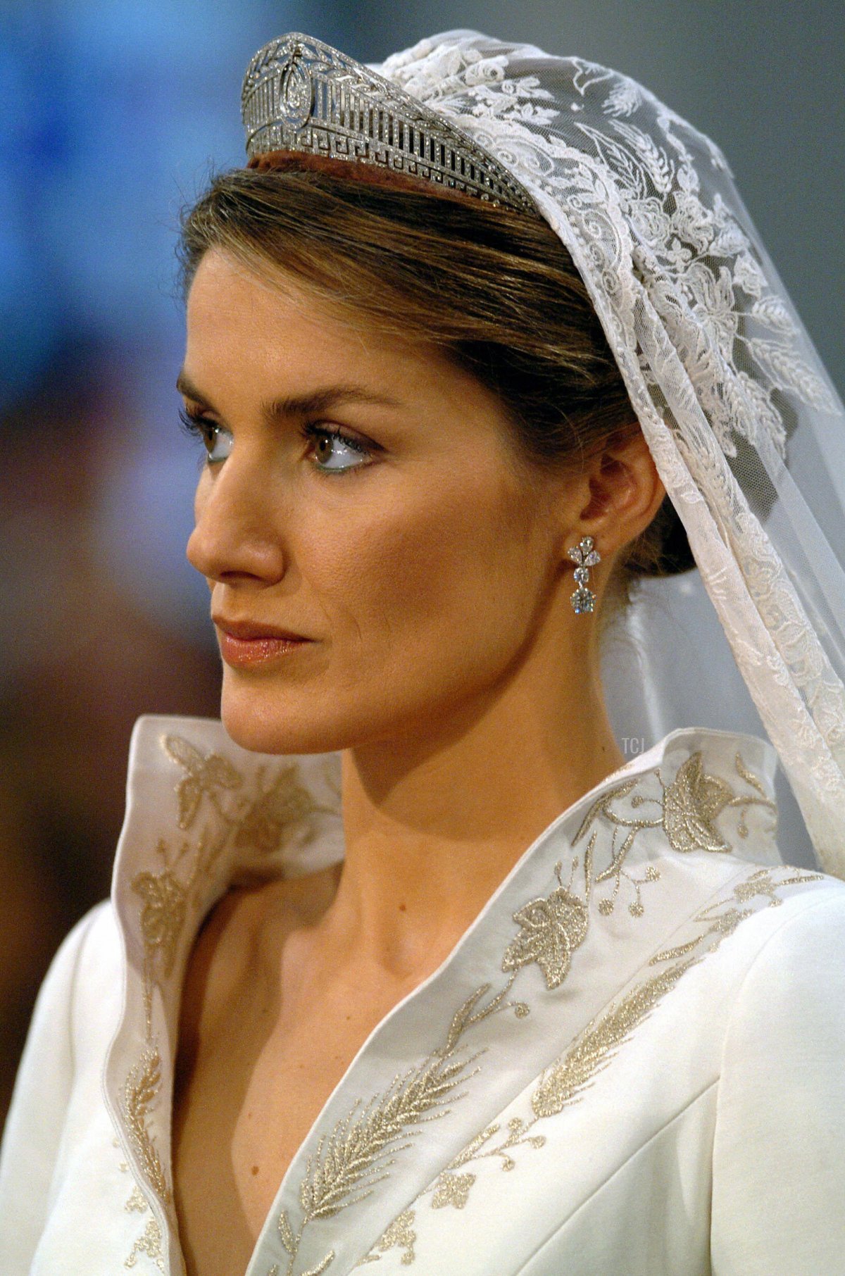 Picture taken 22 May 2004 shows newly-wed Princess Letizia standing in Madrid's Basilica of Atocha 22 May 2004