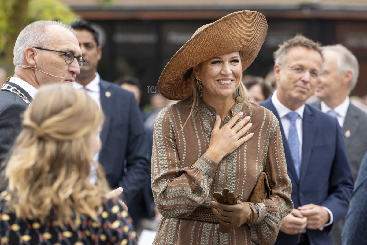 Queen Maxima arrives for a visit at the House of Culture and Administration of the municipality of Midden-Groningen on September 15, 2021 in Hoogezand