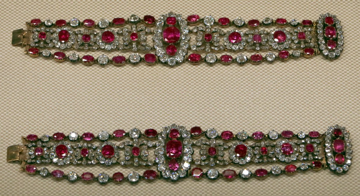 The ruby and diamond bracelets from the Angouleme parure