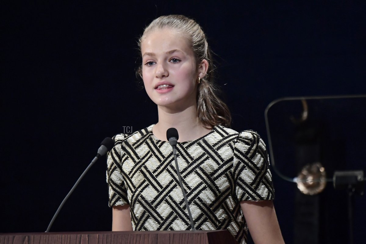 Crown Princess Leonor of Spain makes a speech during the Princesa de Asturias Awards 2021 ceremony at the Campoamor Theater on October 22, 2021 in Oviedo, Spain