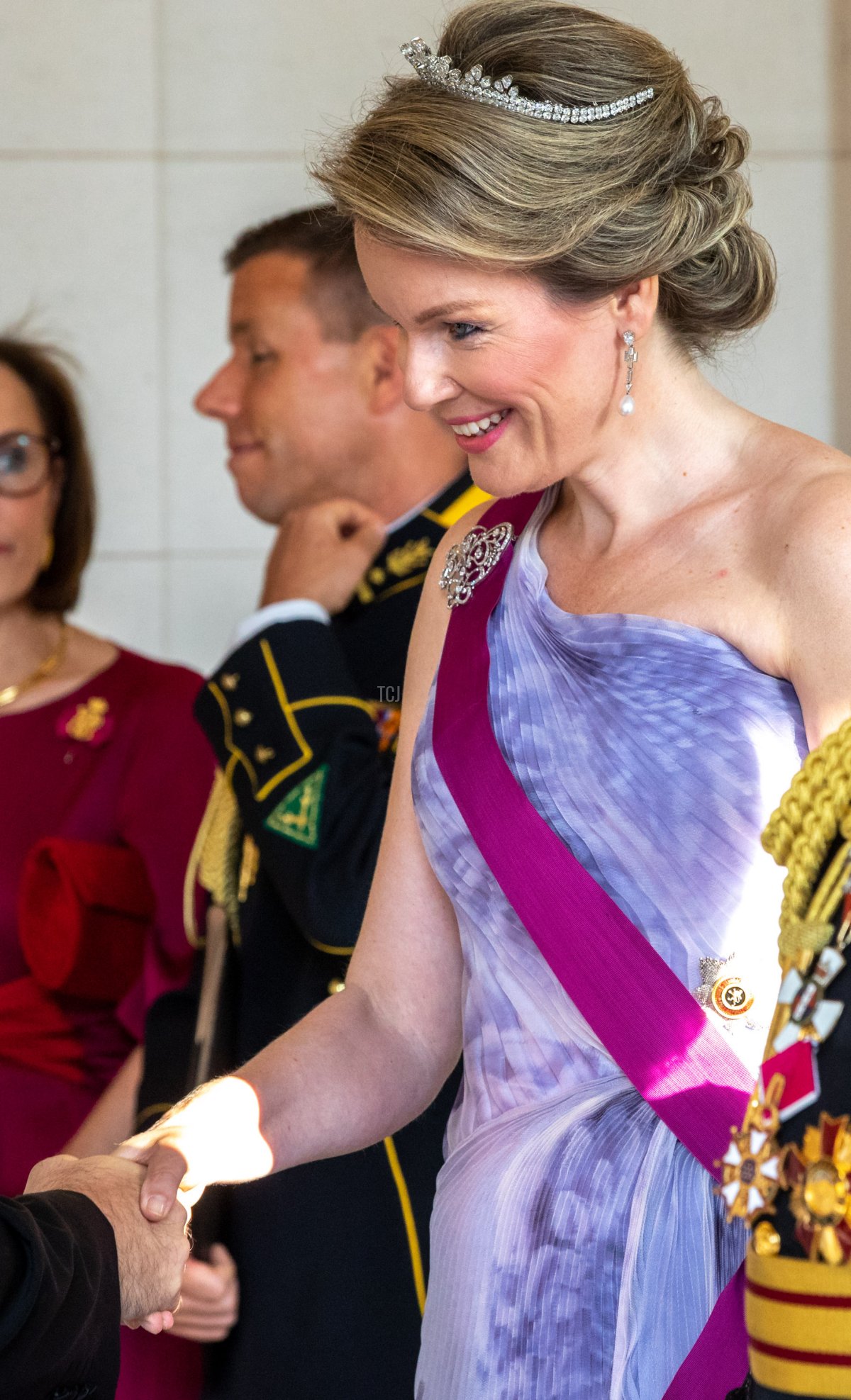 Queen Mathilde of Belgium, Sir Peter Cosgrove, Governor General of the Commonwealth of Australia and King Philip of Belgium welcome guests prior to the banquet at the Royal Castle on the first day of the official visit to Belgium on June 27, 2018 in Laeken, Belgium