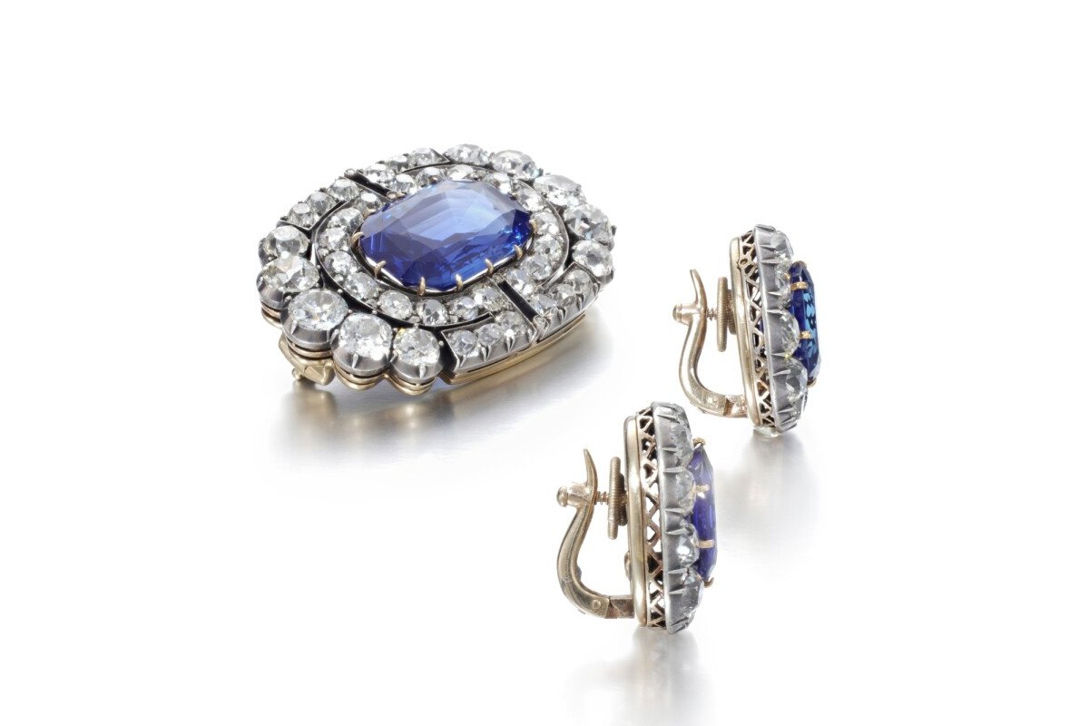 Historically important sapphire and diamond brooch and a pair ear clips, circa 1900
