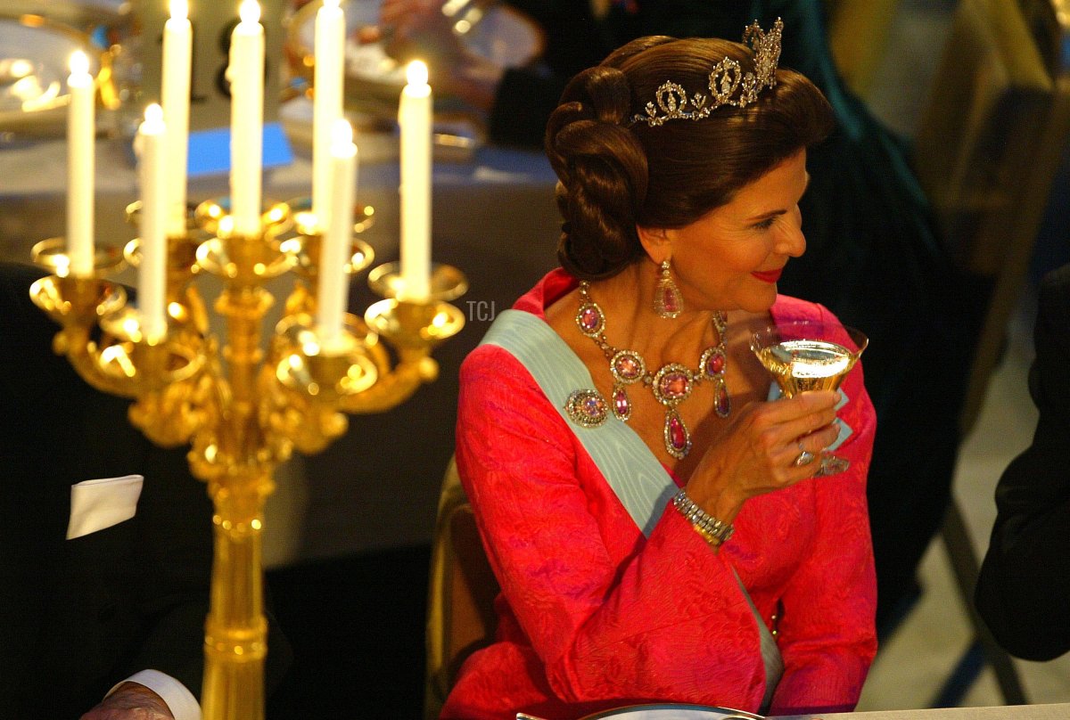 Queen Silvia of Sweden attends the Nobel Prize banquet at Stockholm City Hall December 10, 2003 (Pascal Le Segretain/Getty Images)