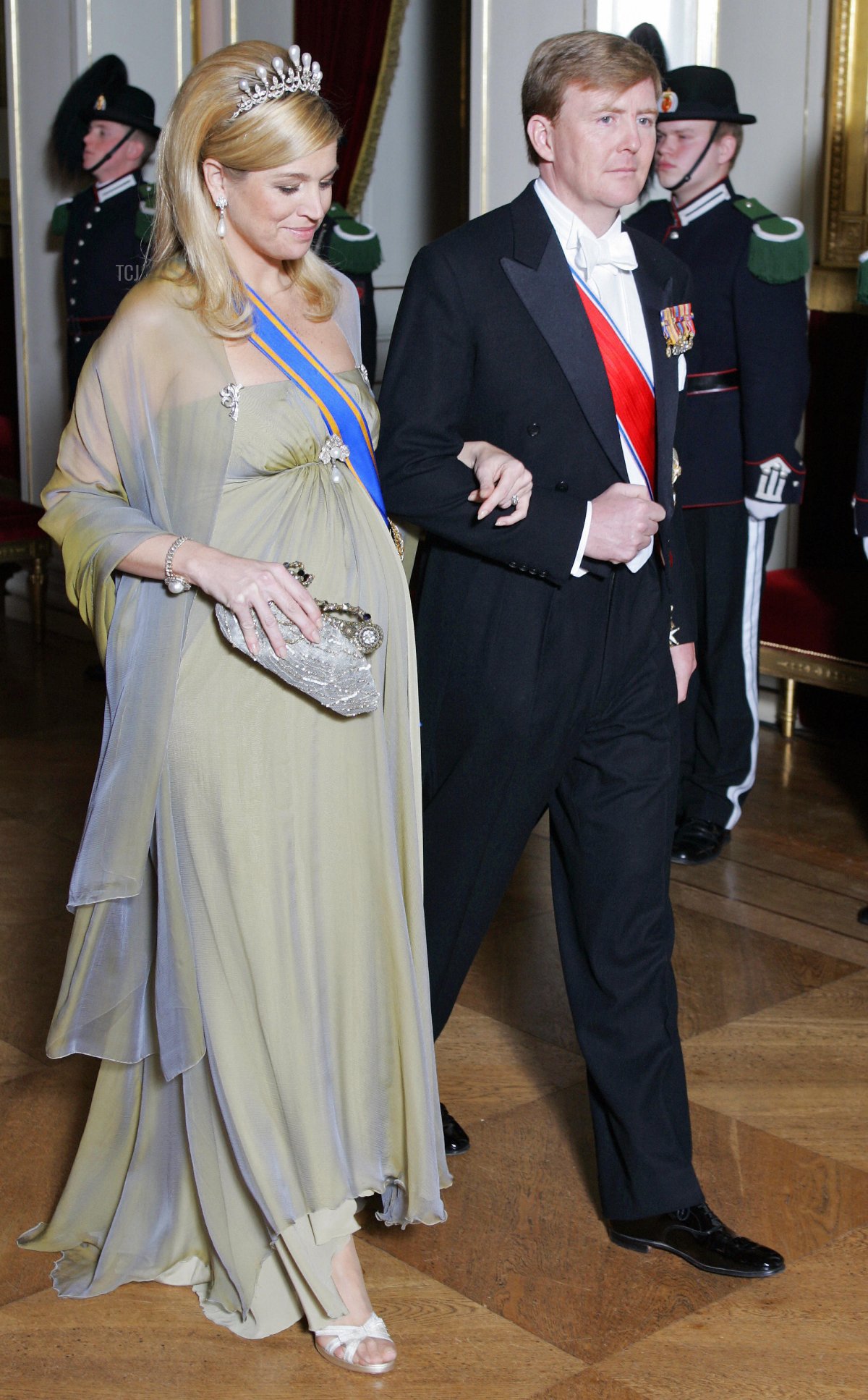 Dutch Princess Maxima (L) and Prince Willem-Alexander arrive 24 February 2007 at the gala dinner celebrating the 70th birthday of Norwegian King Harald, last wednesday, at the Royal Palace in Oslo