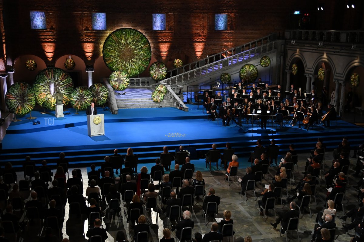 Peter Somfai presents the 2021 Nobel Prize in Chemistry during the Nobel Prize Awards ceremony at the Concert Hall on December 10, 2021 in Stockholm, Sweden