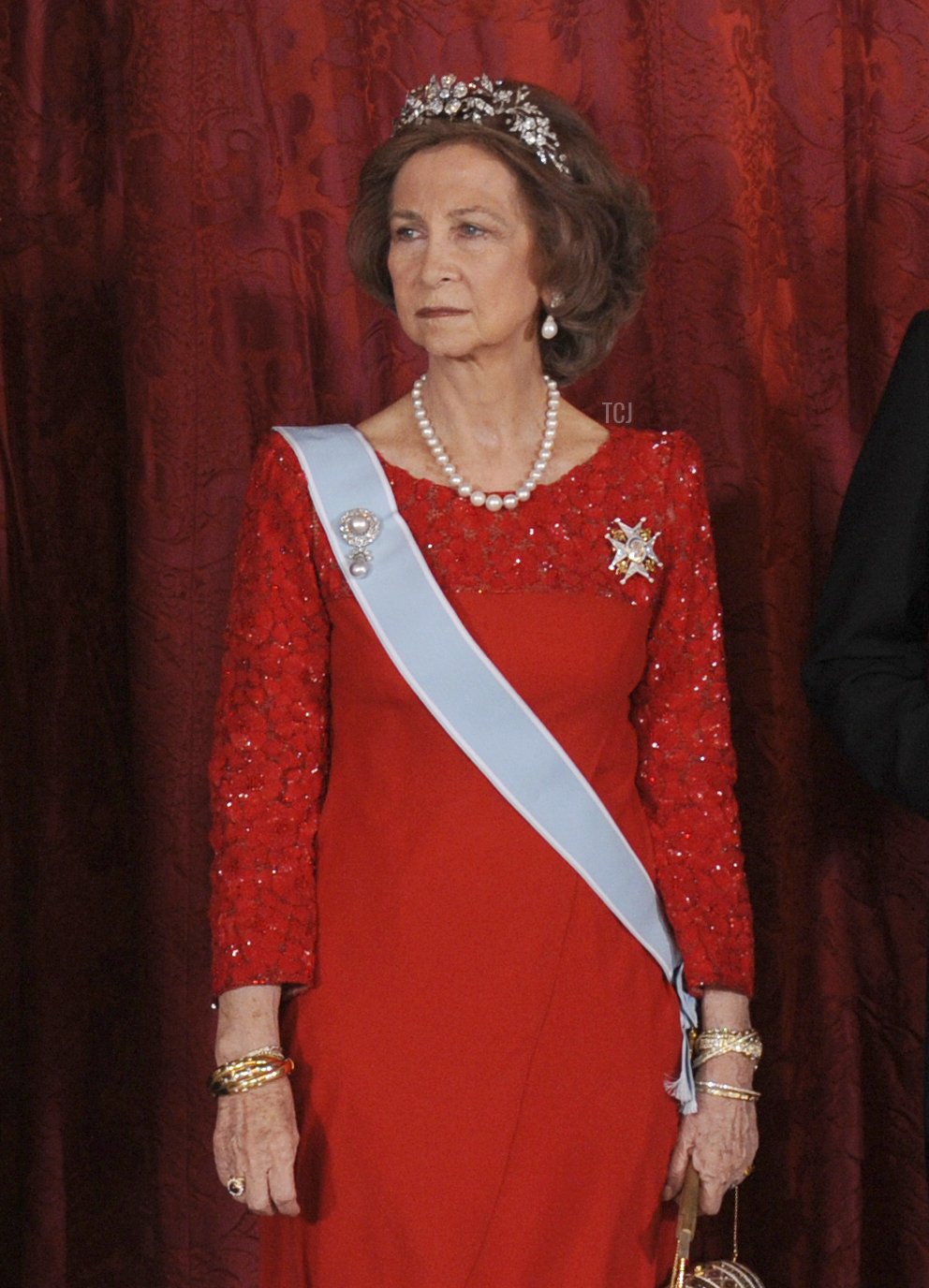 Queen Sofia of Spain attends a dinner for Vietnam's President Nguyen Minh Triet at Oriente Palace in Madrid, on December 14, 2009