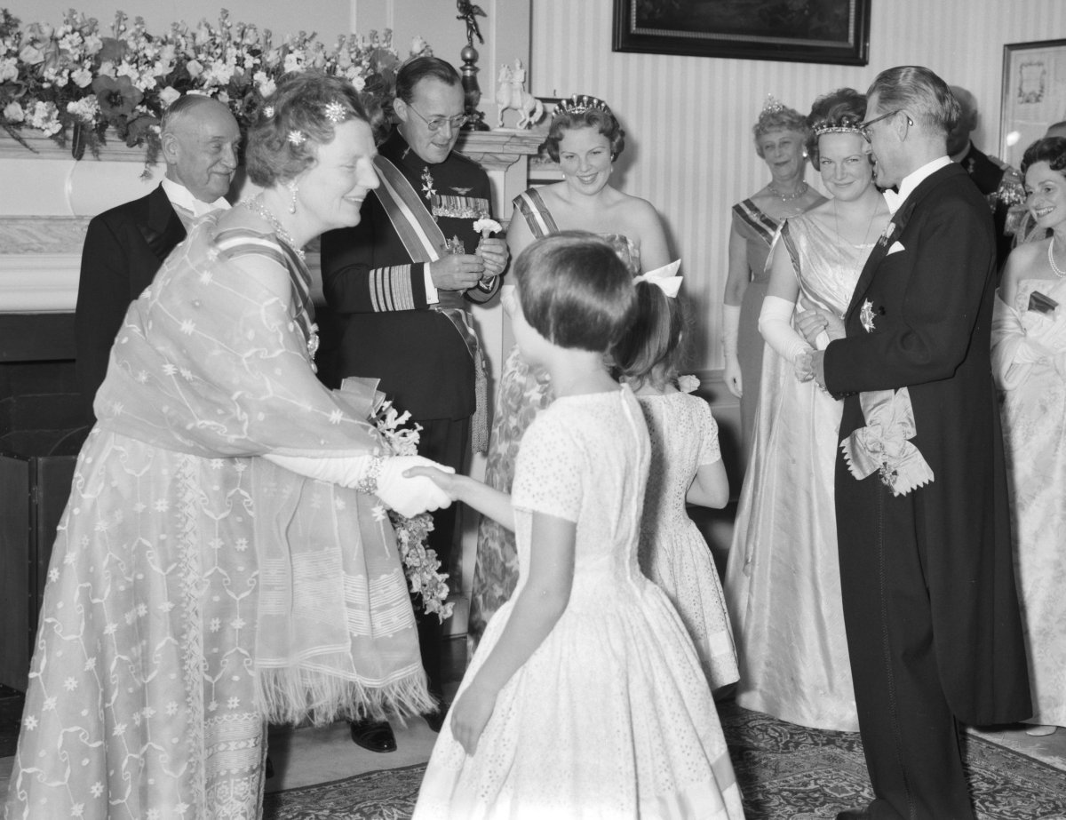 The Dutch royals attend a gala dinner at the Austrian Embassy, 18 May 1961