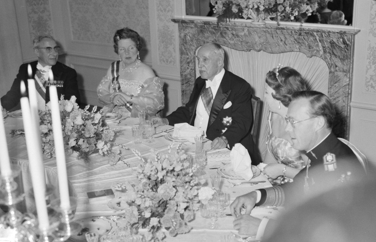 The Dutch royals attend a gala dinner at the Austrian Embassy, 18 May 1961