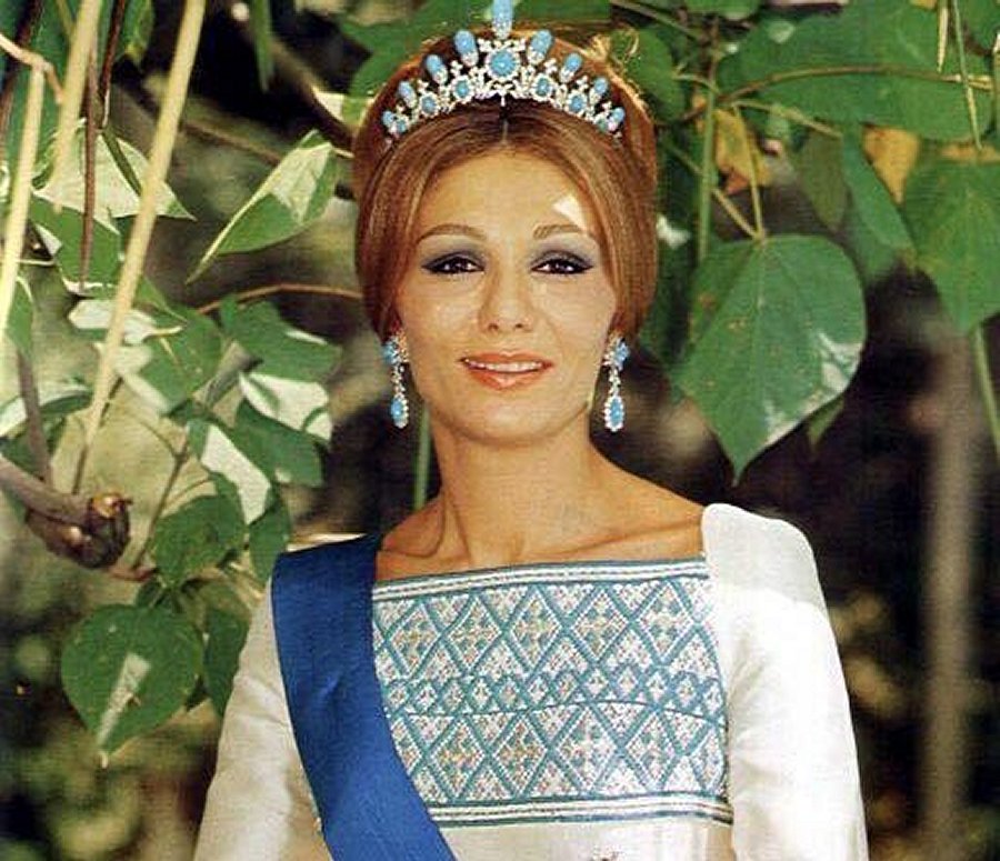 Farah Pahlavi wears turquoises for an official state portrait session, ca. 1970s