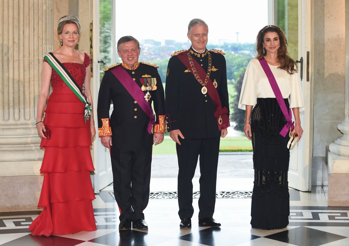 Queen Mathilde of Belgium, King Abdullah II of Jordan, King Philippe of Belgium and Queen Rania of Jordan attend a gala dinner on May 18, 2016 at the Laeken Palace in Brussels