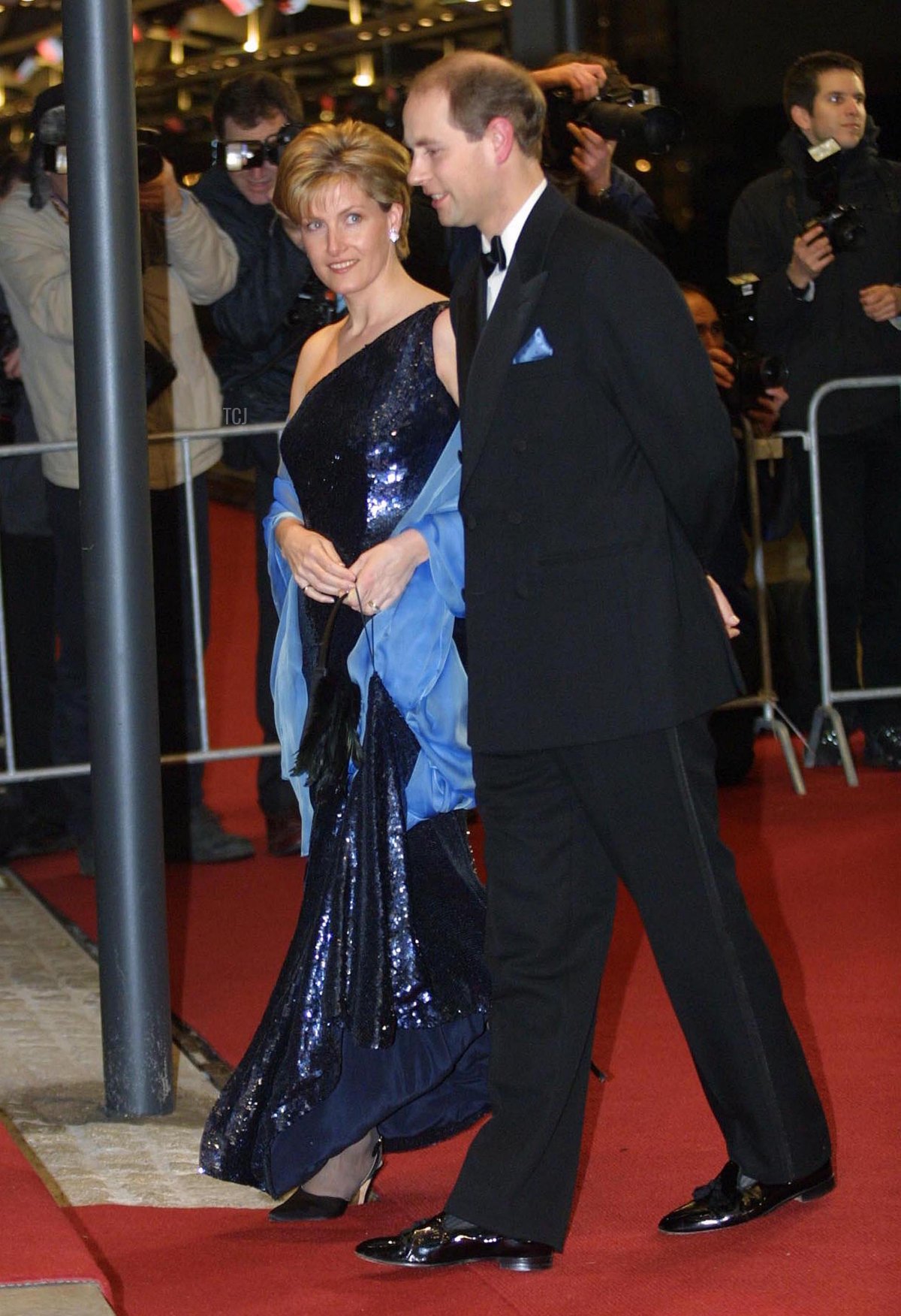 Earl Edward and Countess Sophie of Wessex arrive at the Royal Palace January 31, 2002 in Amsterdam, Netherlands for a dinner party hosted by Dutch Crown Prince Willem Alexander and Argentine Maxima Zorreguieta