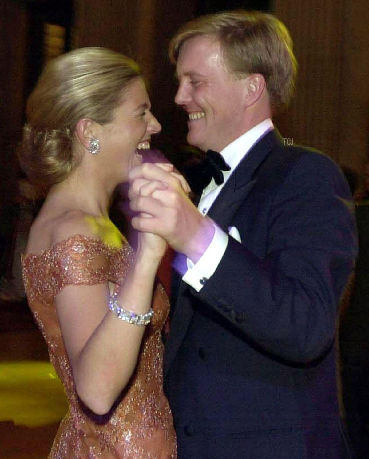 Crown Prince Willem-Alexander and his Argentine fiancee Maxima Zorreguieta open the ball with a dance after a formal dinner at the royal palace in Amsterdam, January 31, 2002