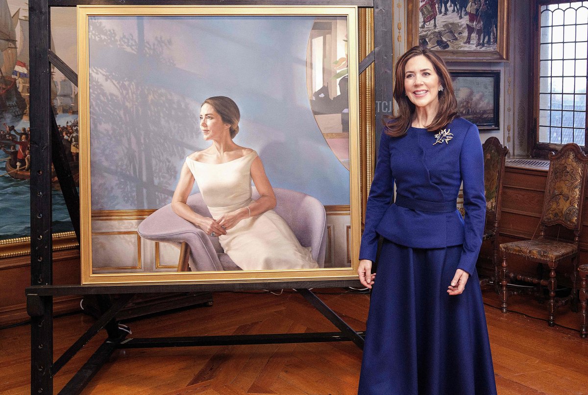 Crown princess Mary of Denmark reveals, assisted by the family, a painting of herself during the opening of the exhibition "HRH Crown Princess Mary 1972 - 2022" at the National History Museum at Frederiksborg Castle in Hillerod, Denmark on February 3, 2022