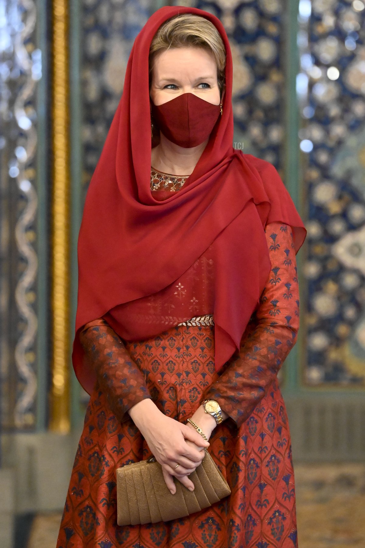 Queen Mathilde of Belgium wears a veil for a visit to the Sultan Qaboos Grand Mosque in Muscat, Oman on Thursday 03 February 2022, day two of an official visit of the Belgian Royals to the Sultanate of Oman and United Arab Emirates