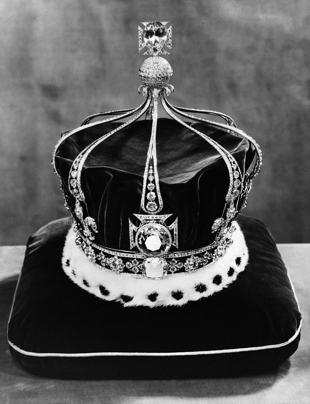 Queen Mary's Coronation Crown, made by Garrard, 1911 (AFP via Getty Images)