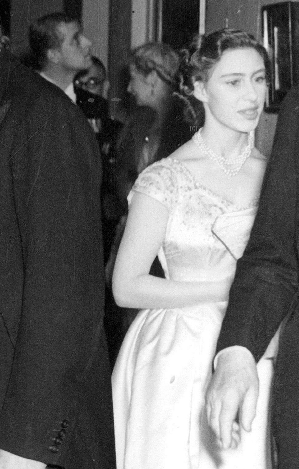 The royal family attends the Anglo-Danish Society Reception at the Victoria and Albert Museum in London, 6 Dec 1948