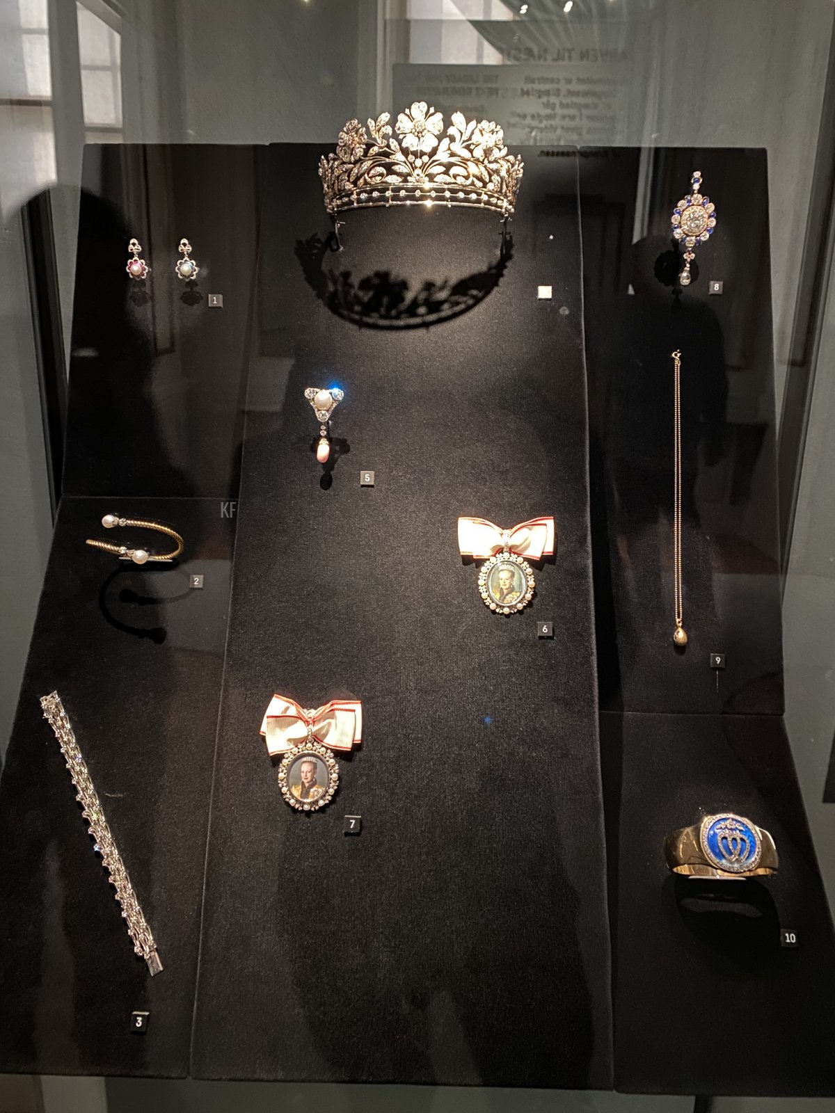 Exhibition of jewels at Amalienborg, 2022
