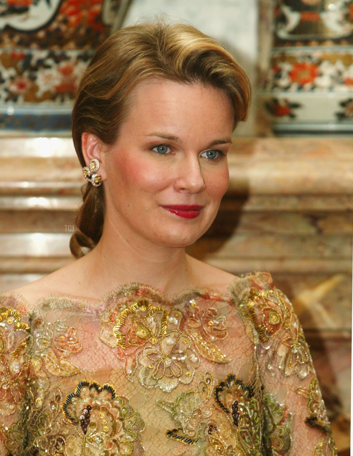 Princess Mathilde attends a gala dinner for the President of the Hellenic Republic, Constantinos Stephanopoulos, at the Royal Castle on February 1, 2005 in Laeken, Belgium