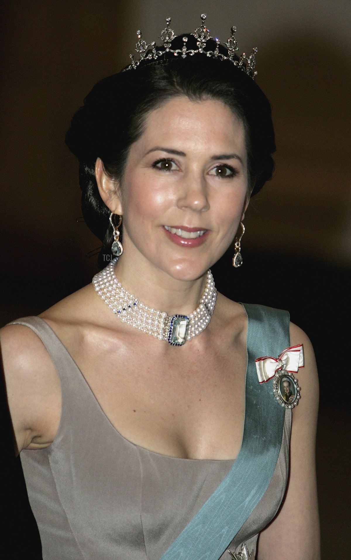 Princess Mary of Denmark arrives for the Gala Dinner at Royal Palace to celebrate King Carl XVI Gustaf of Sweden's 60th Birthday on April 30, 2006 in Stockholm, Sweden
