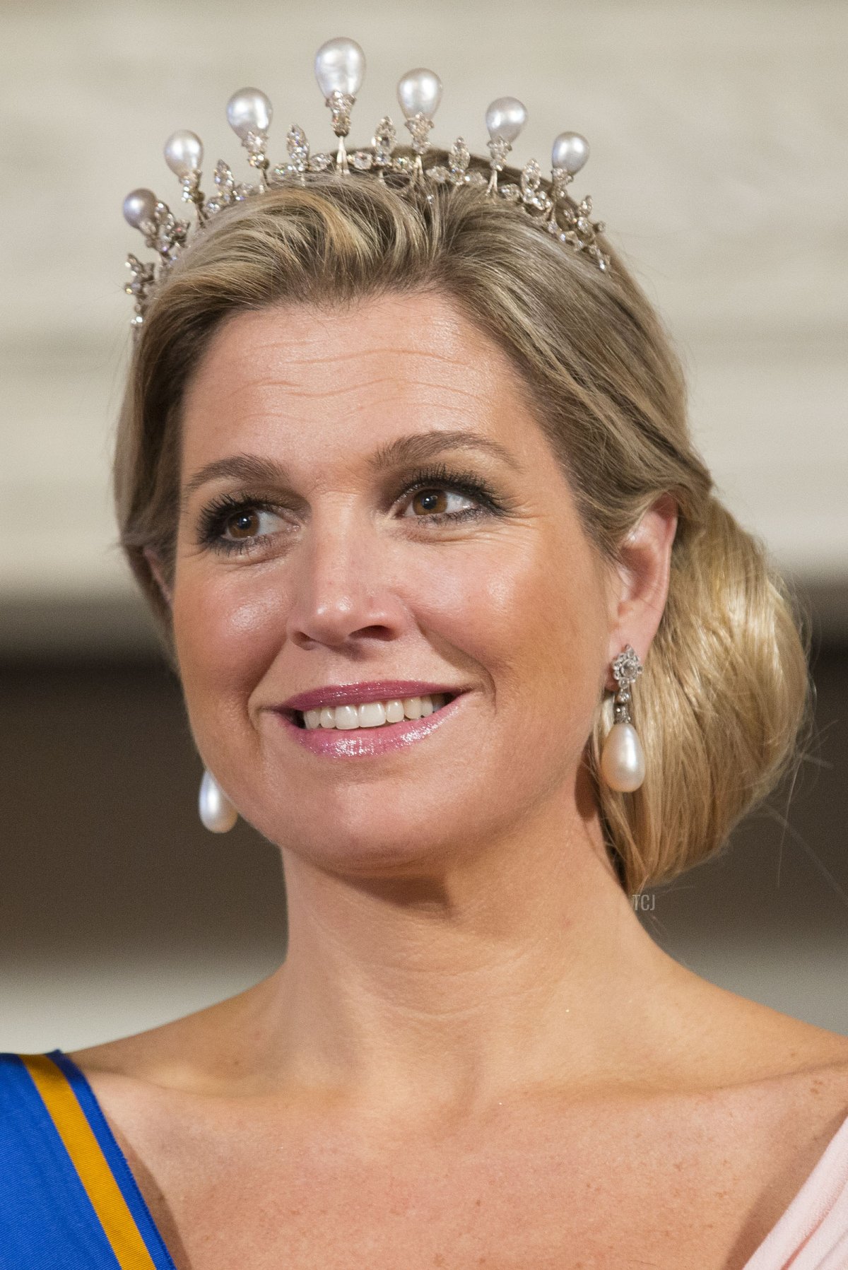 Queen Maxima of The Netherlands has the official photo taken at the Royal Palace upon the arrival of Chinese President Xi Jinping on March 22, 2014 in Amsterdam, Netherlands