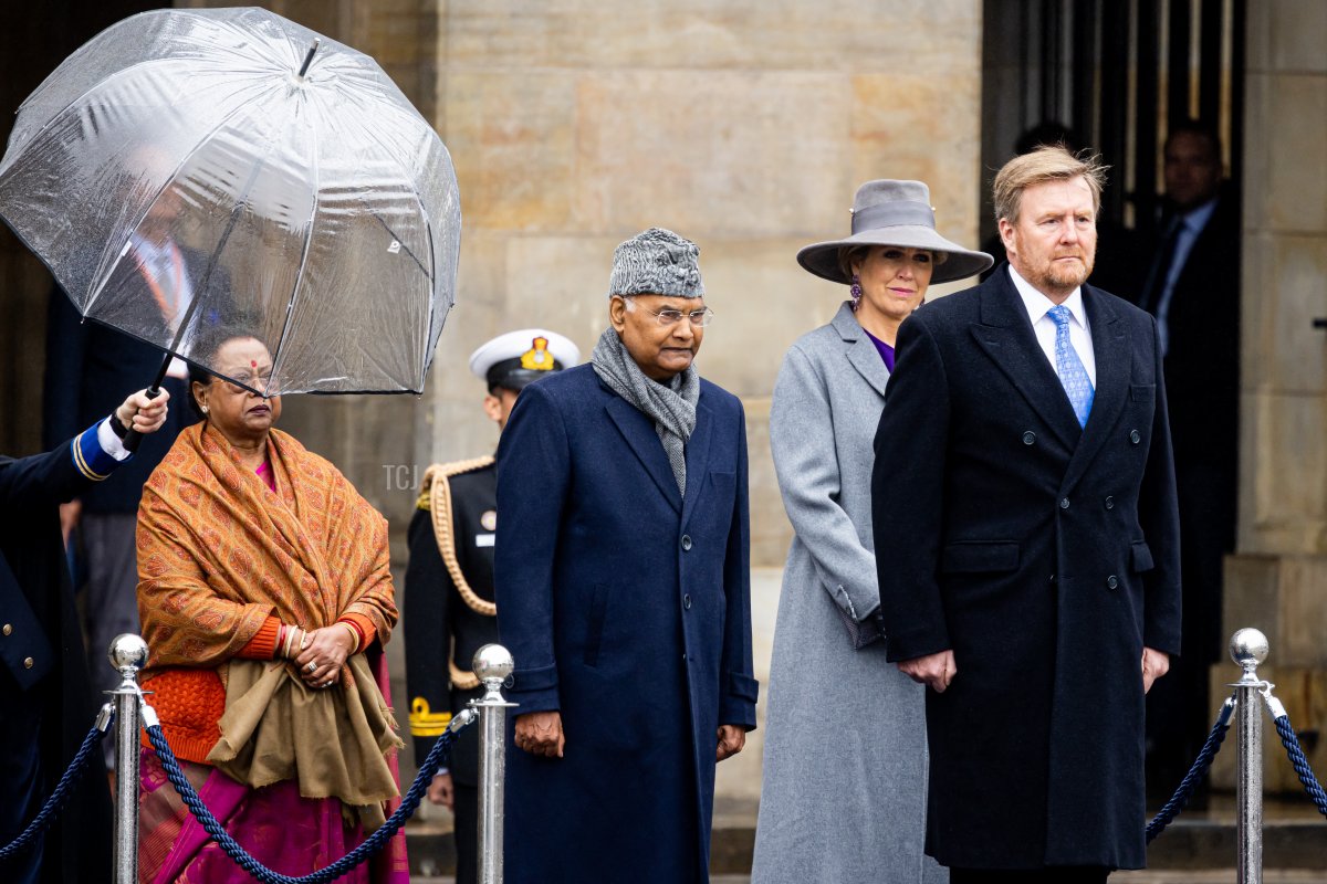 King Willem-Alexander of the Netherlands and Queen Maxima of the Netherlands welcome President of India Ram Nath Kovind and his wife, Savita Kovind during an official welcome ceremony at the Royal Palace on the first day of the President of India's state visit to the Netherlands on April 5, 2022 in Amsterdam, Netherlands
