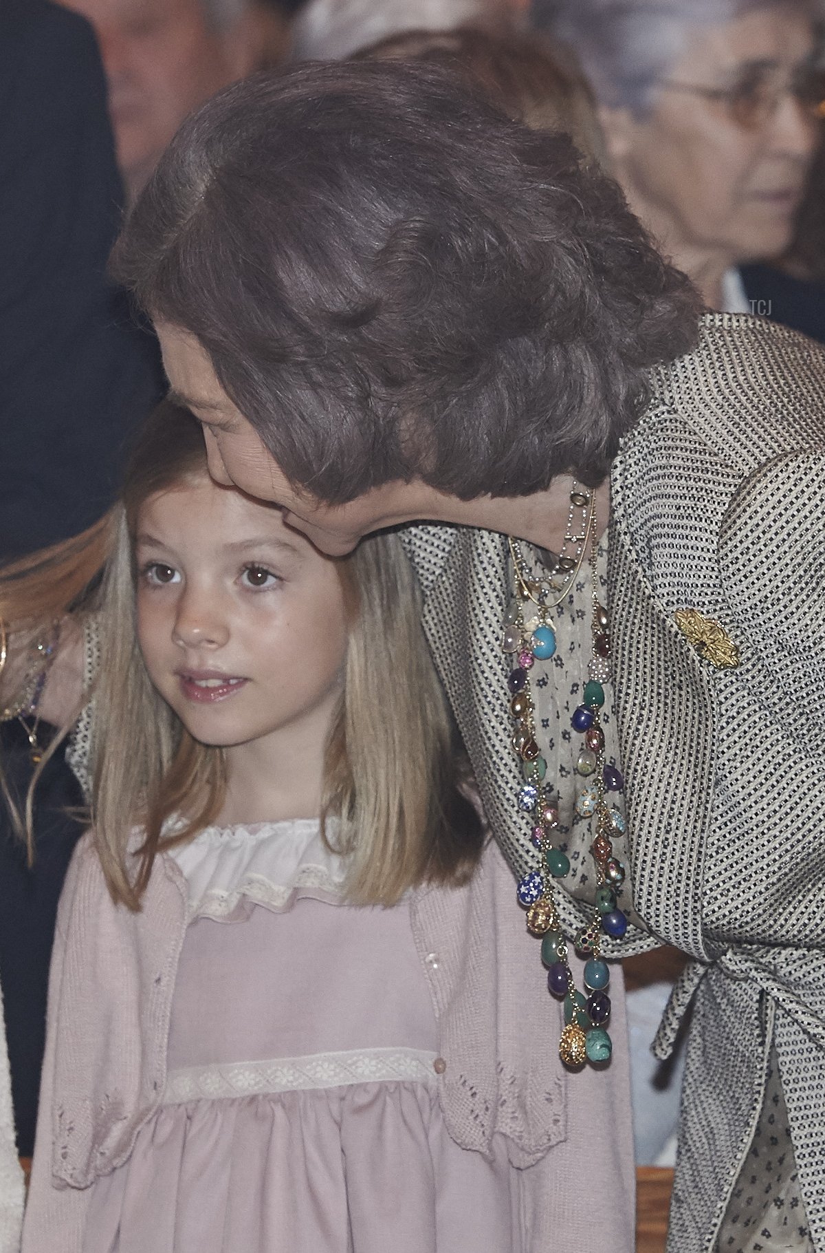 Princess Leonor of Spain (L), Princess Sofia of Spain (C) and Queen Sofia (R) attend the Easter Mass at the Cathedral of Palma de Mallorca on April 5, 2015 in Palma de Mallorca, Spain