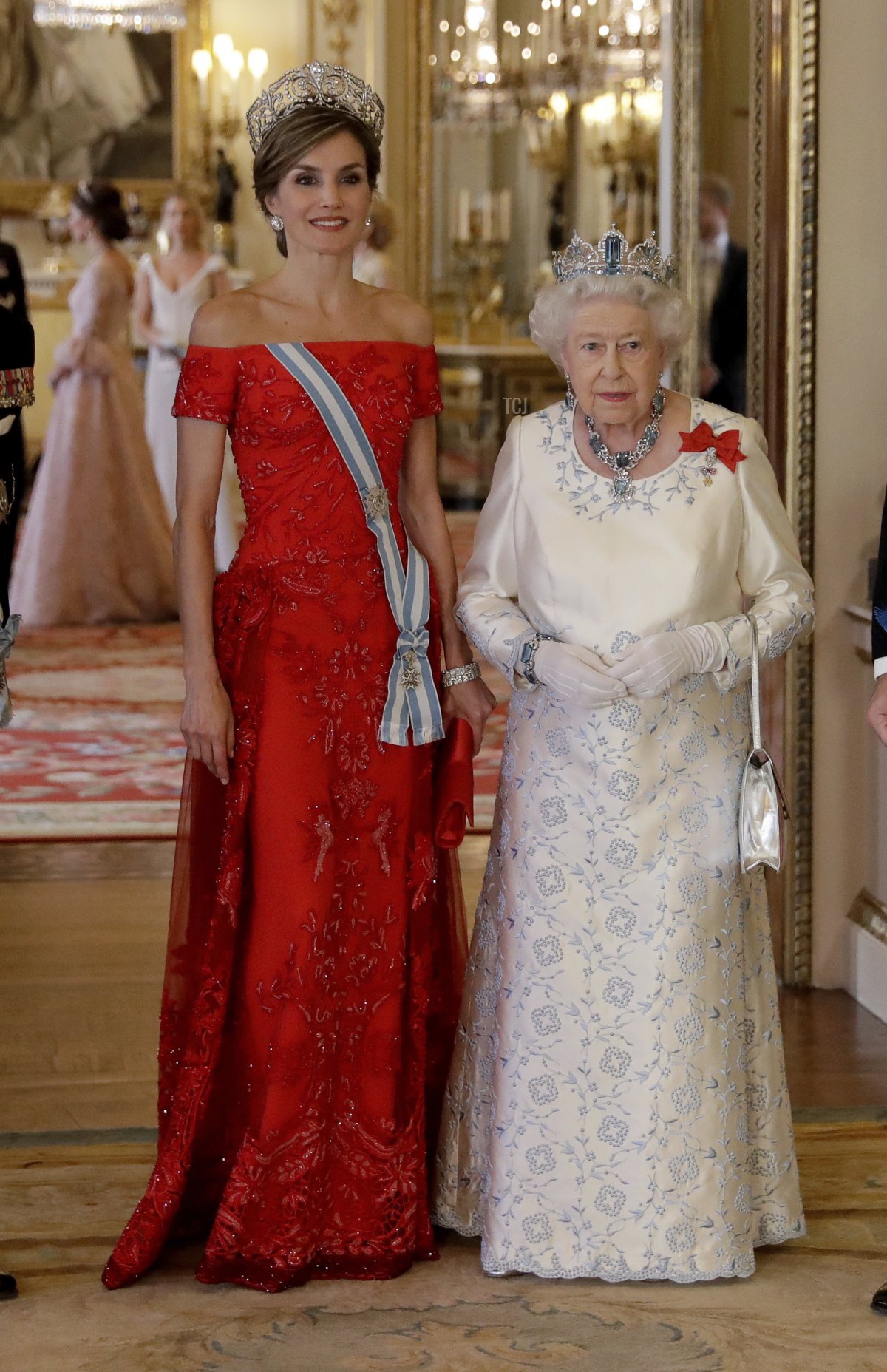 Britain's Queen Elizabeth II and Queen Letizia of Spain pose for a group photograph before a State Banquet at Buckingham Palace on July 12, 2017 in London, England