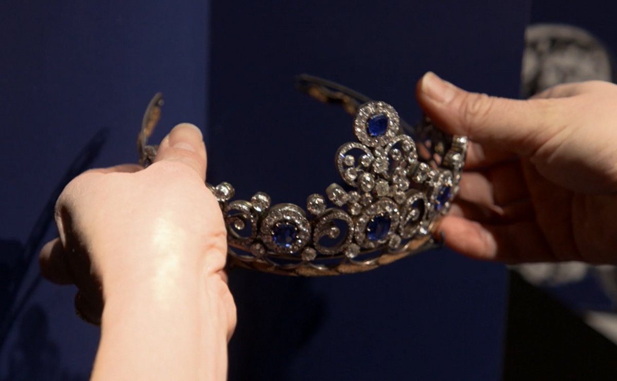 The Queen's Treasury, Episode 2