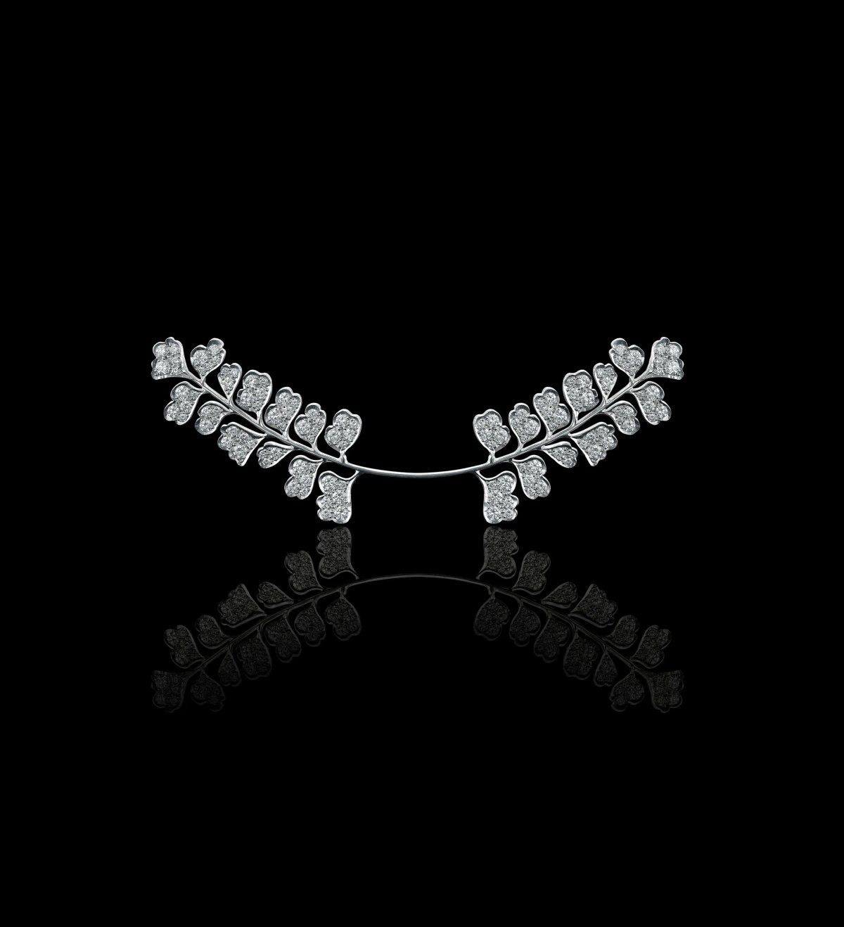 Pippa Middleton's wedding hair ornament by Robinson Pelham