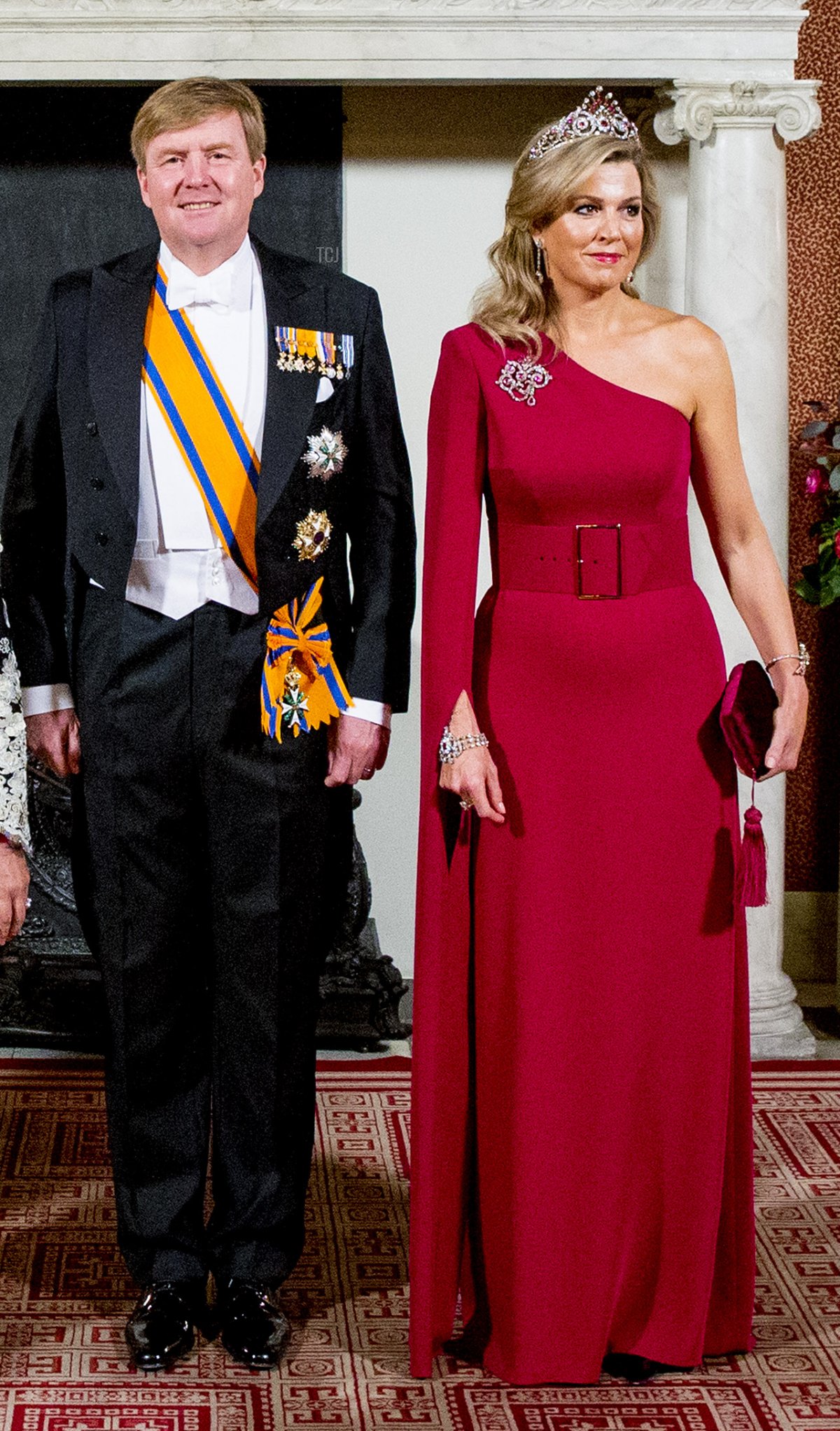 King Willem-Alexander of The Netherlands and Queen Maxima of The Netherlands pose for an official picture with Halimah Yacob President of Singapore and her husband Mohamed Abdullah Alhabshee during an official state banquet at Royal Palace Amsterdam on November 21, 2018 in Amsterdam, Netherlands