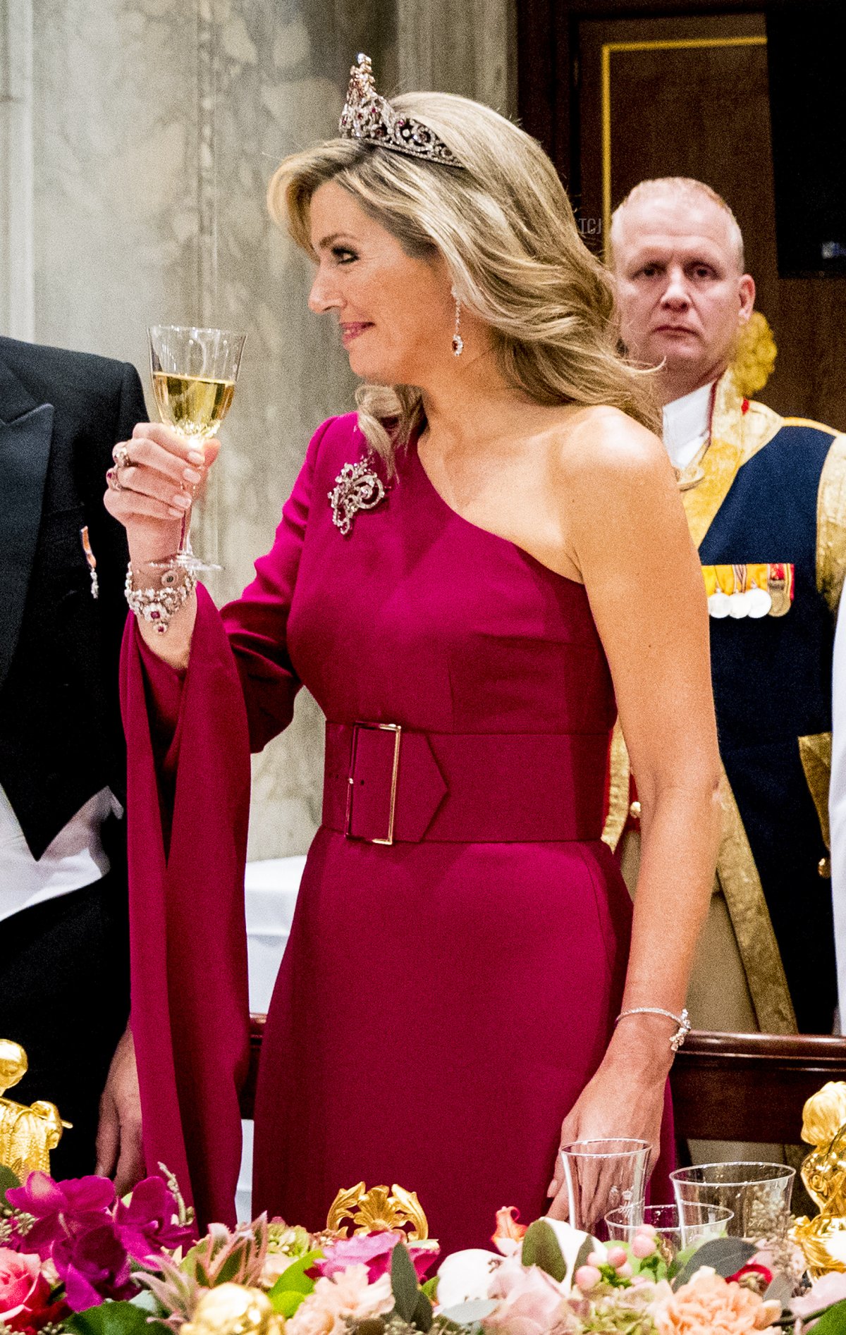 Queen Maxima of The Netherlands pose for an official picture with Halimah Yacob President of Singapore and her husband Mohamed Abdullah Alhabshee during an official state banquet at Royal Palace Amsterdam on November 21, 2018 in Amsterdam, Netherlands