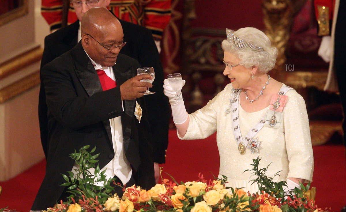 Queen Elizabeth II (R) and President of South Africa Jacob Zuma (L) attend a state banquet at Buckingham Palace on March 3, 2010 in London, England